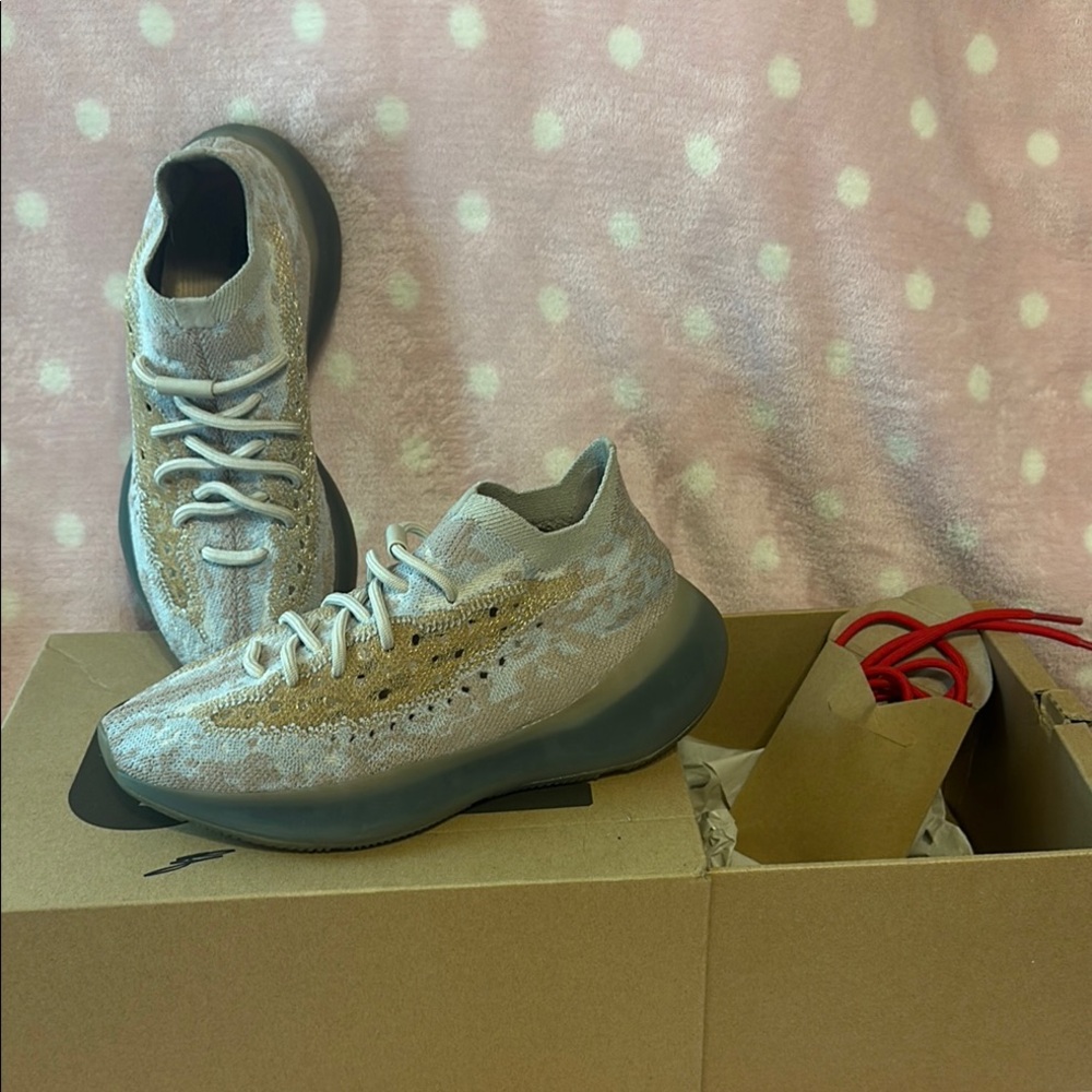Women's Adidas Yeezy Boost 380 cream and grey. EUC